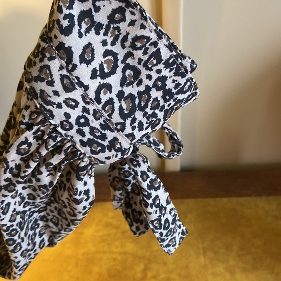 🖤 Free People Leopard Print Blouse Tan and Black Small NWOT - Picture 7 of 11